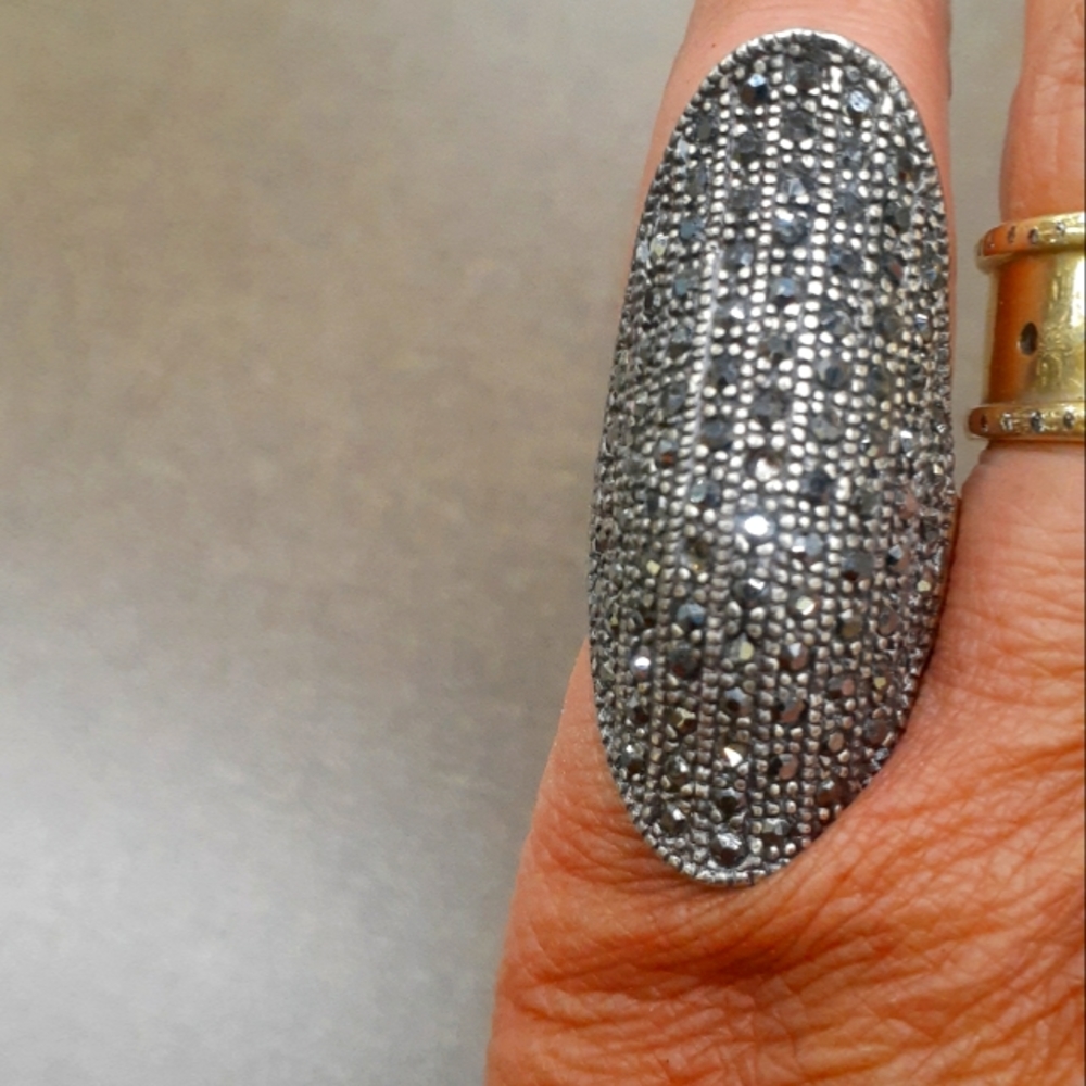 Vintage oversize silver tone cocktail ring Statement Ring size 6.5